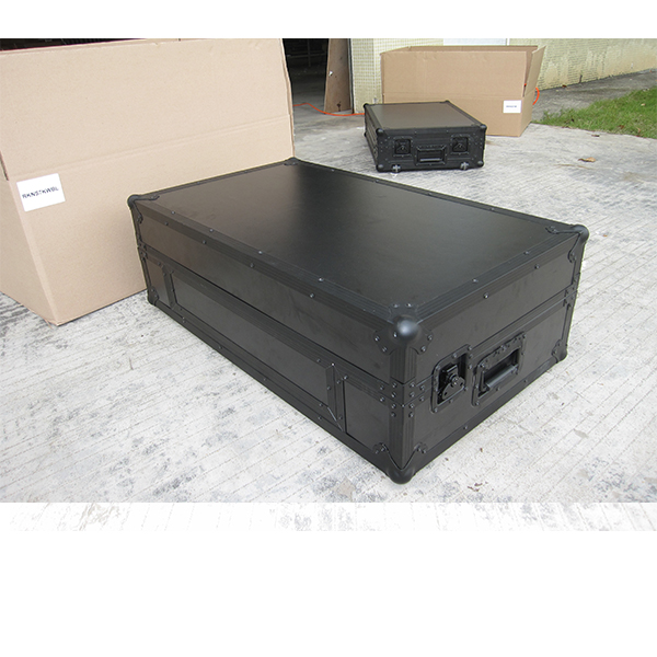 Popular Black color DJ Mixer Case