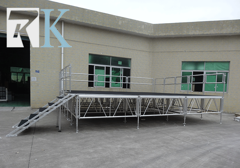 aluminum stage